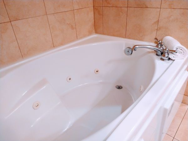 Jetted Tub Replacement in Shelbyville