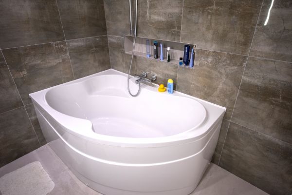 Large Bathtub Installation in Shelbyville